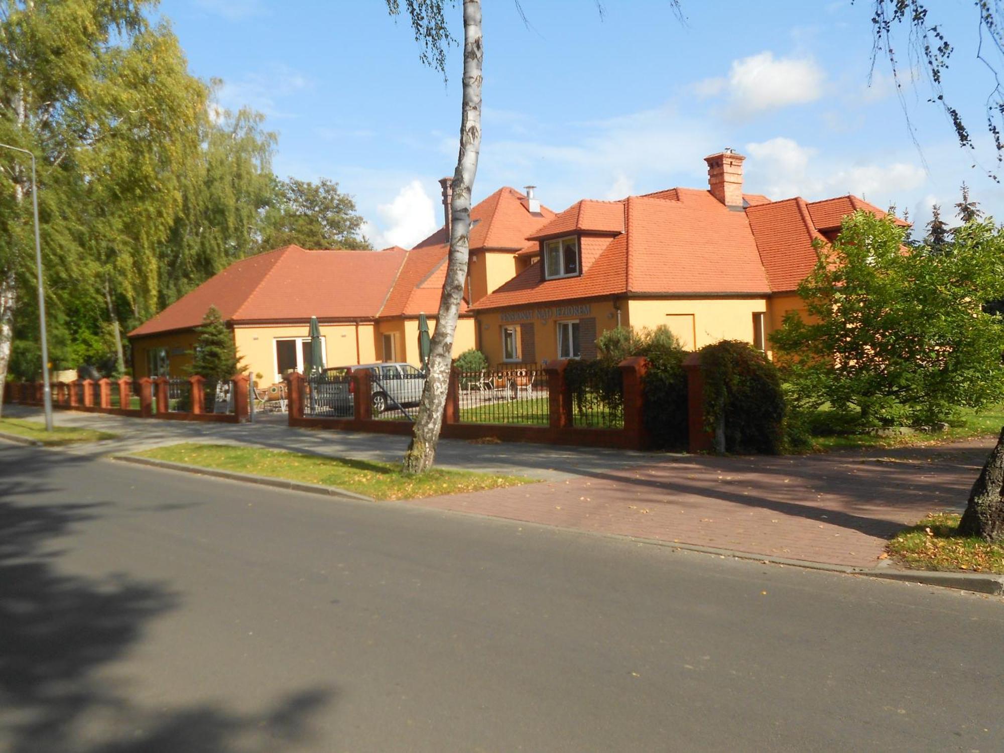 Pensjonat Nad Jeziorem Hotel Myślibórz Exterior foto