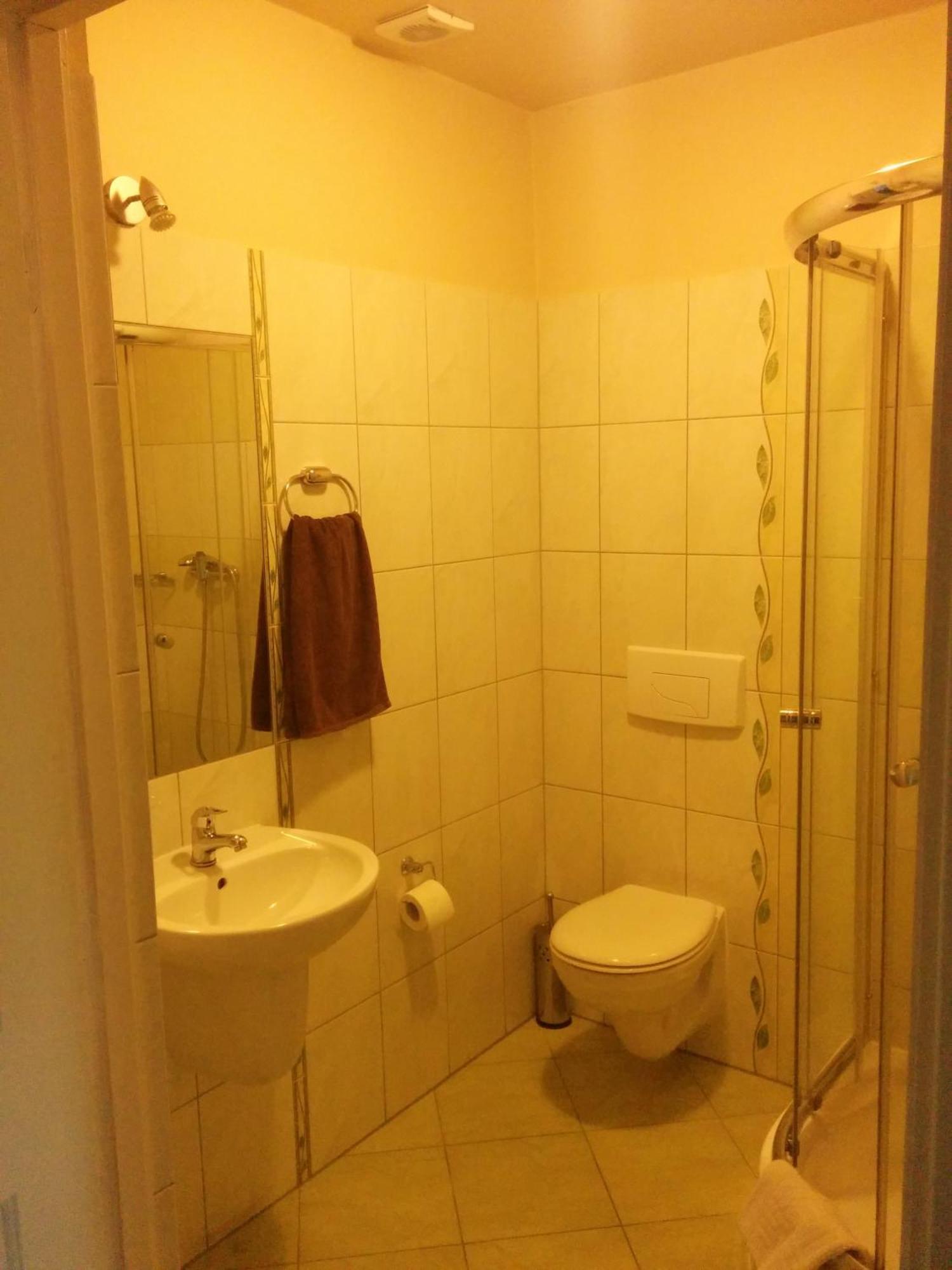 Pensjonat Nad Jeziorem Hotel Myślibórz Quarto foto