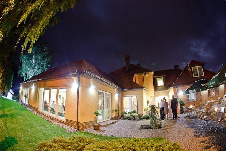 Pensjonat Nad Jeziorem Hotel Myślibórz Exterior foto